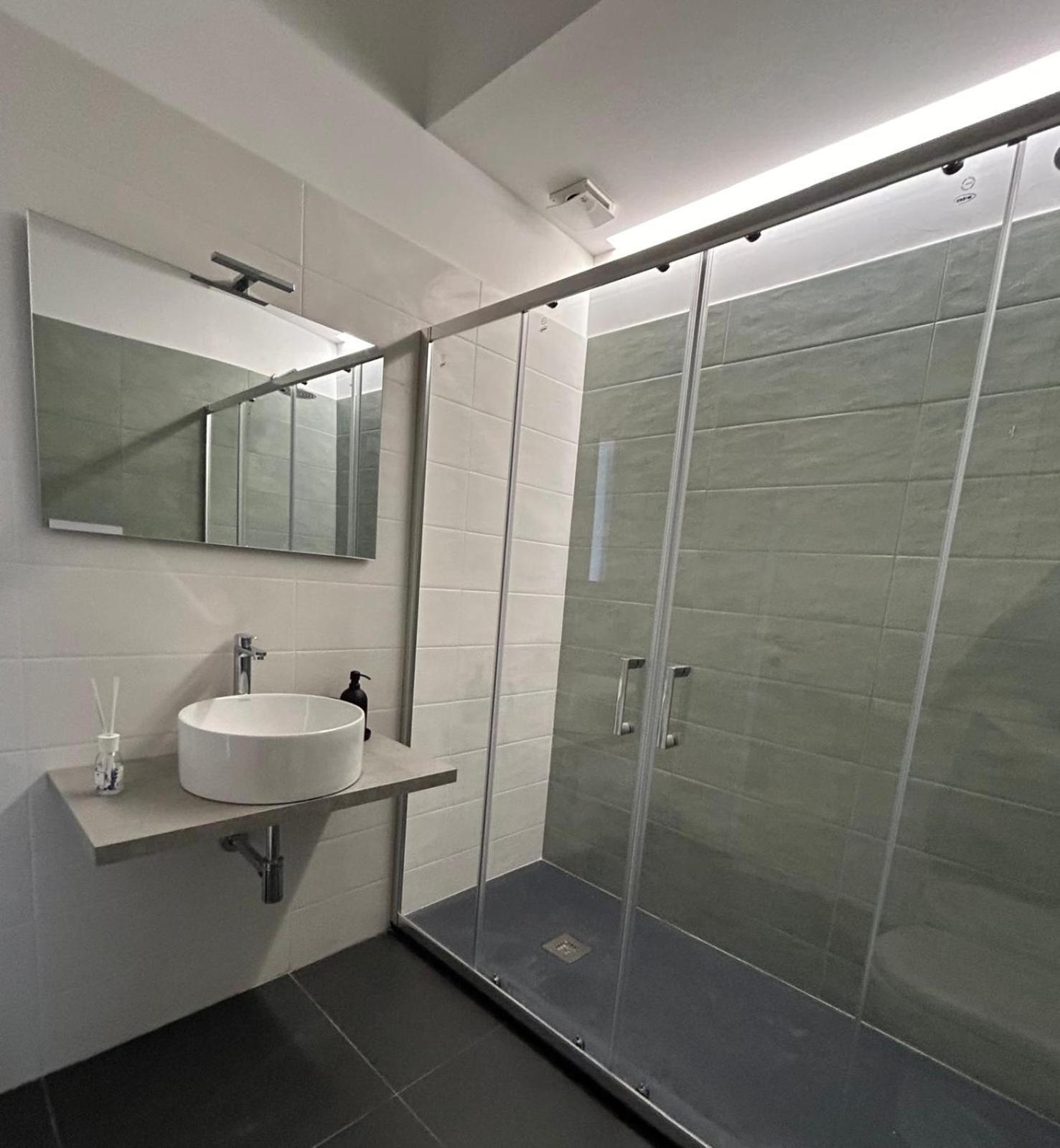 Affittacamere Mani - Camere Con Bagno Privato Gela Exterior photo