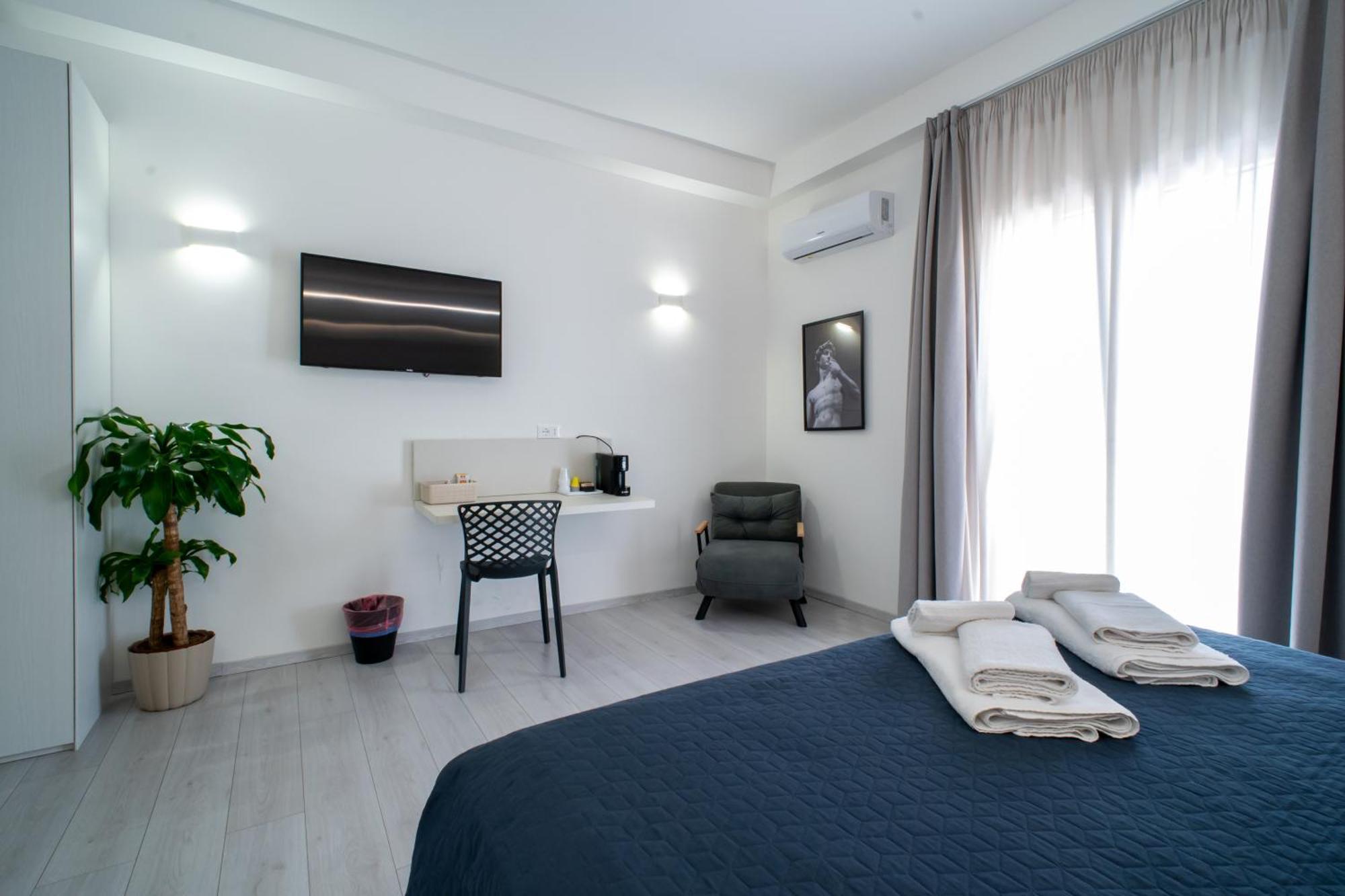 Affittacamere Mani - Camere Con Bagno Privato Gela Exterior photo