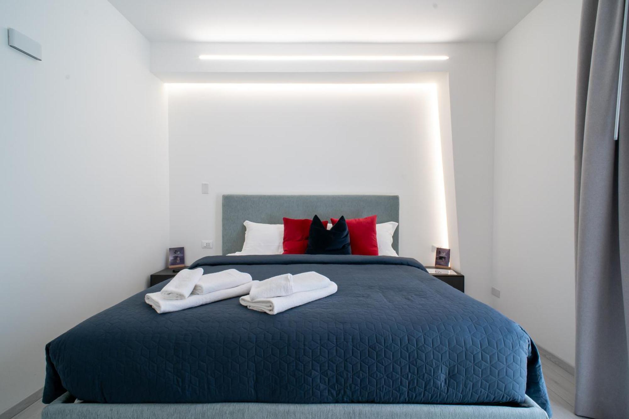 Affittacamere Mani - Camere Con Bagno Privato Gela Exterior photo